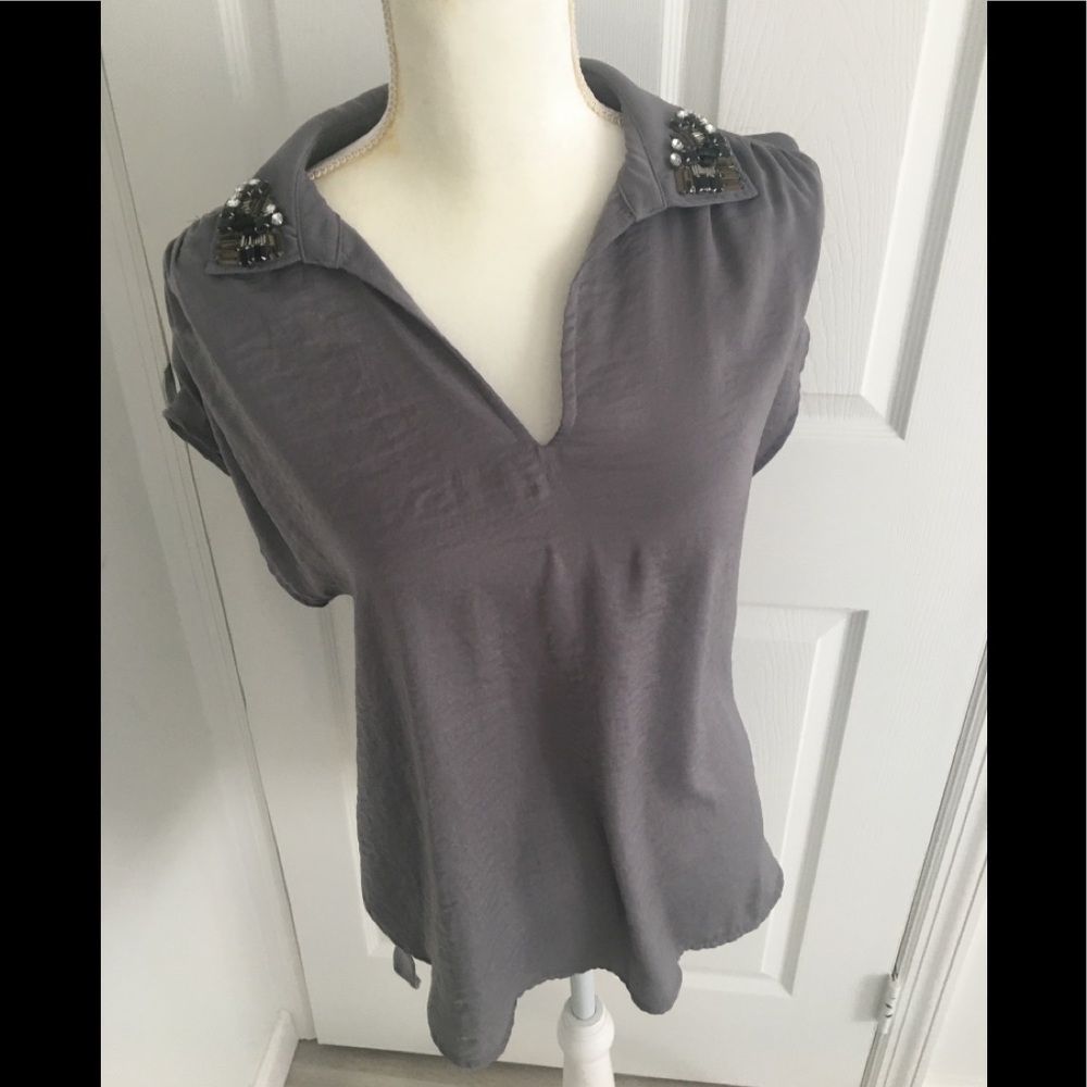 Banana Republic Grey Top with Gemstone Lapel